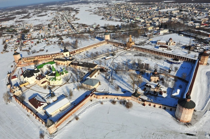 Кирилло-Белозерский монастырь. Фото Олега Узорова